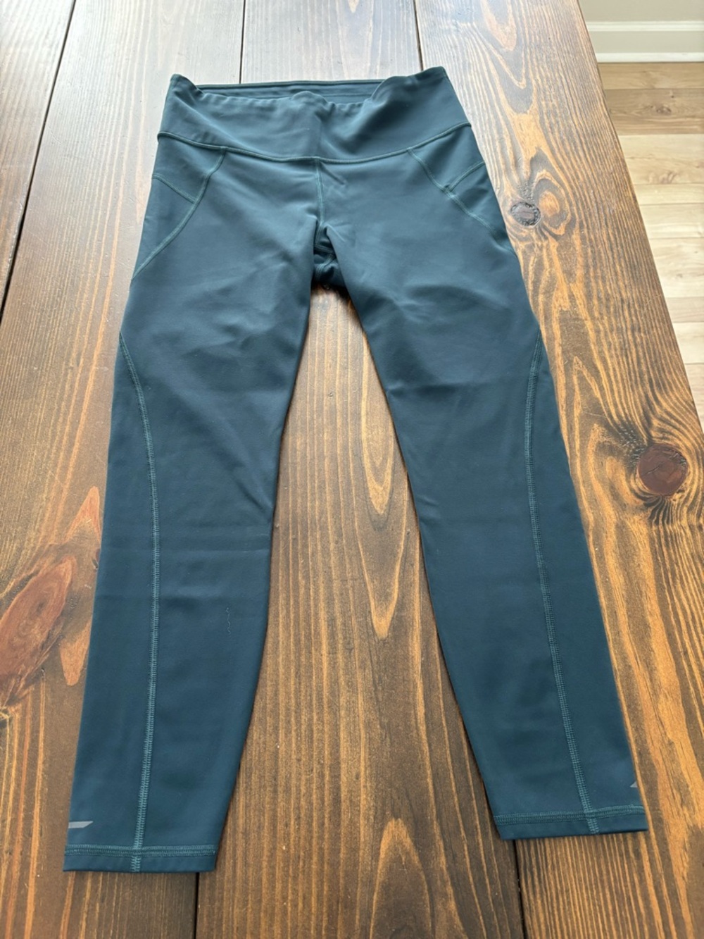 Athleta Women’s Deep Teal Performance Leggings